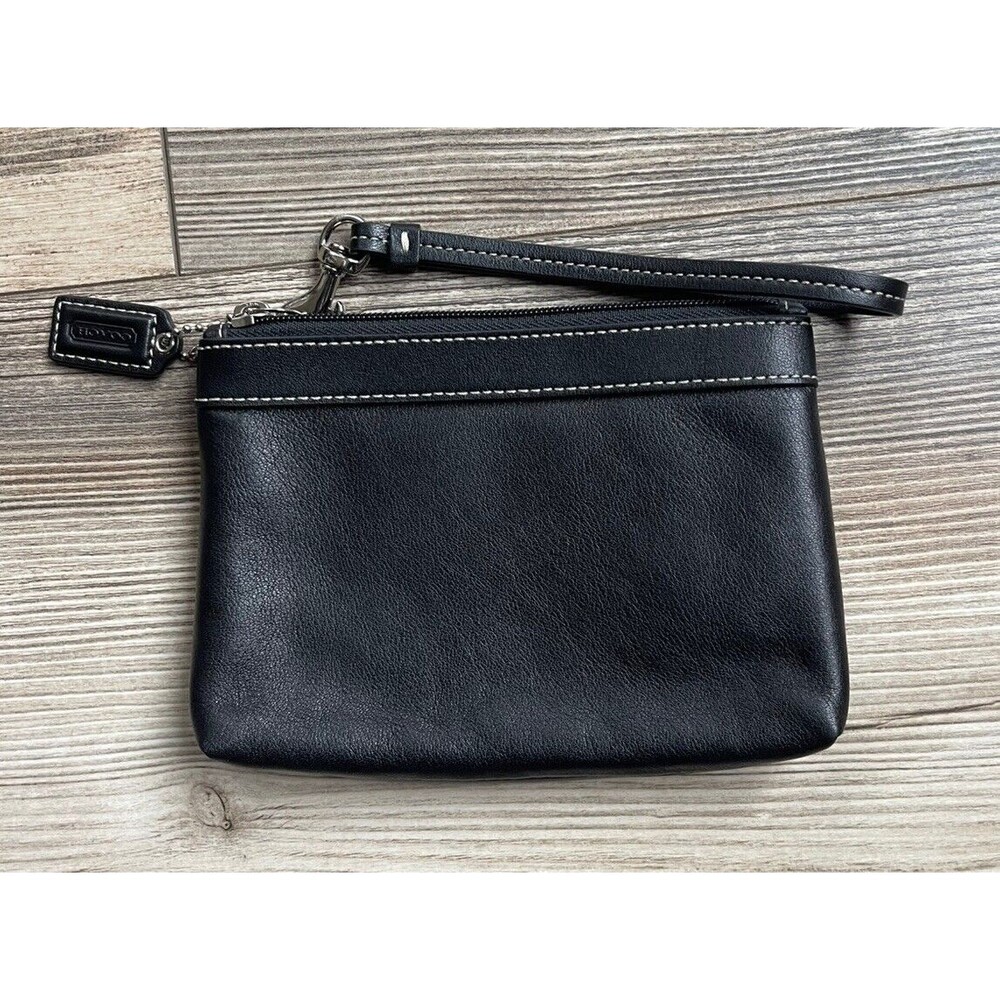 coach women’s Black leather wristlet Wallet - Picture 2 of 6